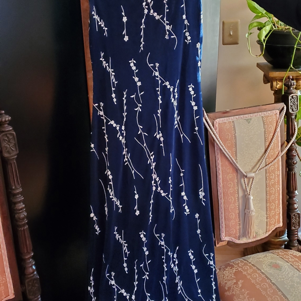 Blue stretchy dress.